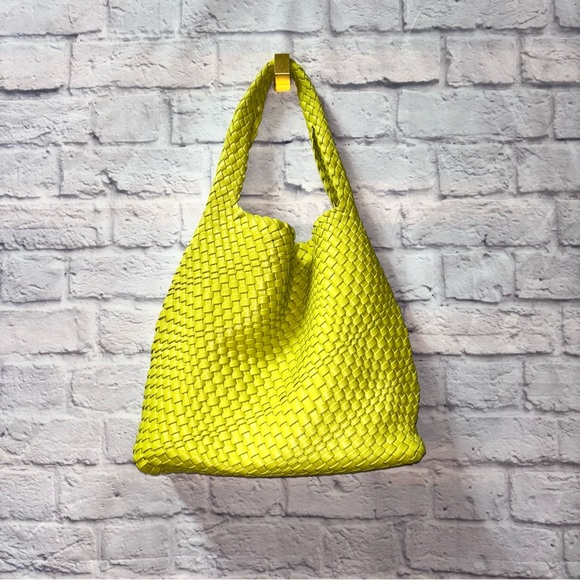 Handbags - Woven Citron Tote Bag